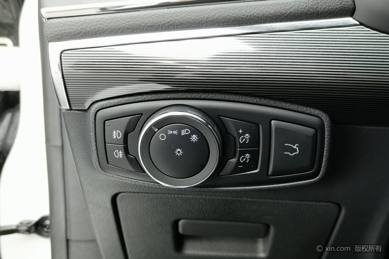 Ford seat 2019 EcoBoost 245 Premium Plus