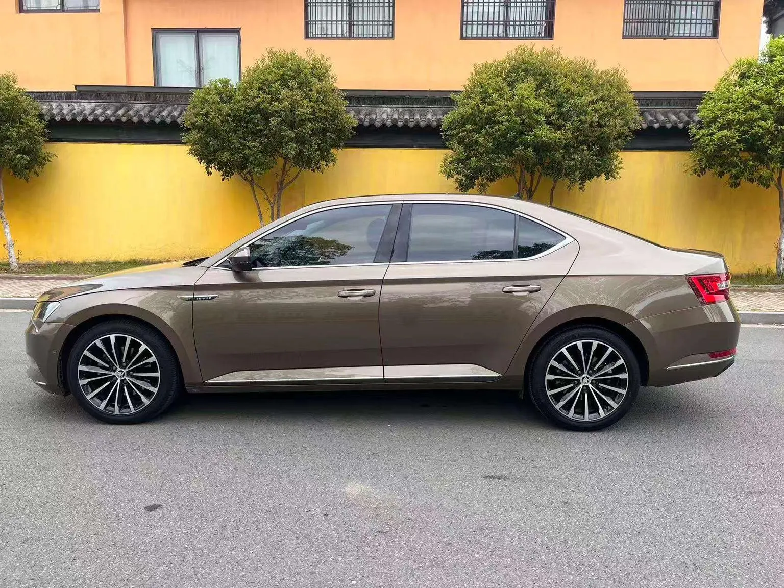 Skoda Superb 2018 TSI330 DSG Luxury China V