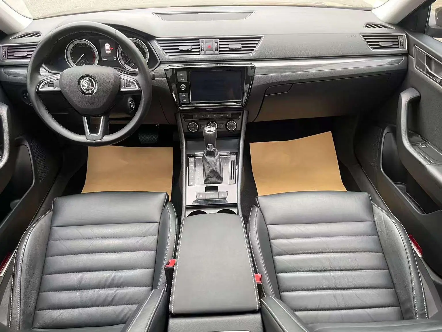 Skoda Superb 2018 TSI330 DSG Luxury China V