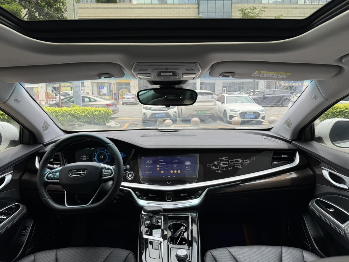 Geely 2021 1.8T Navigator +