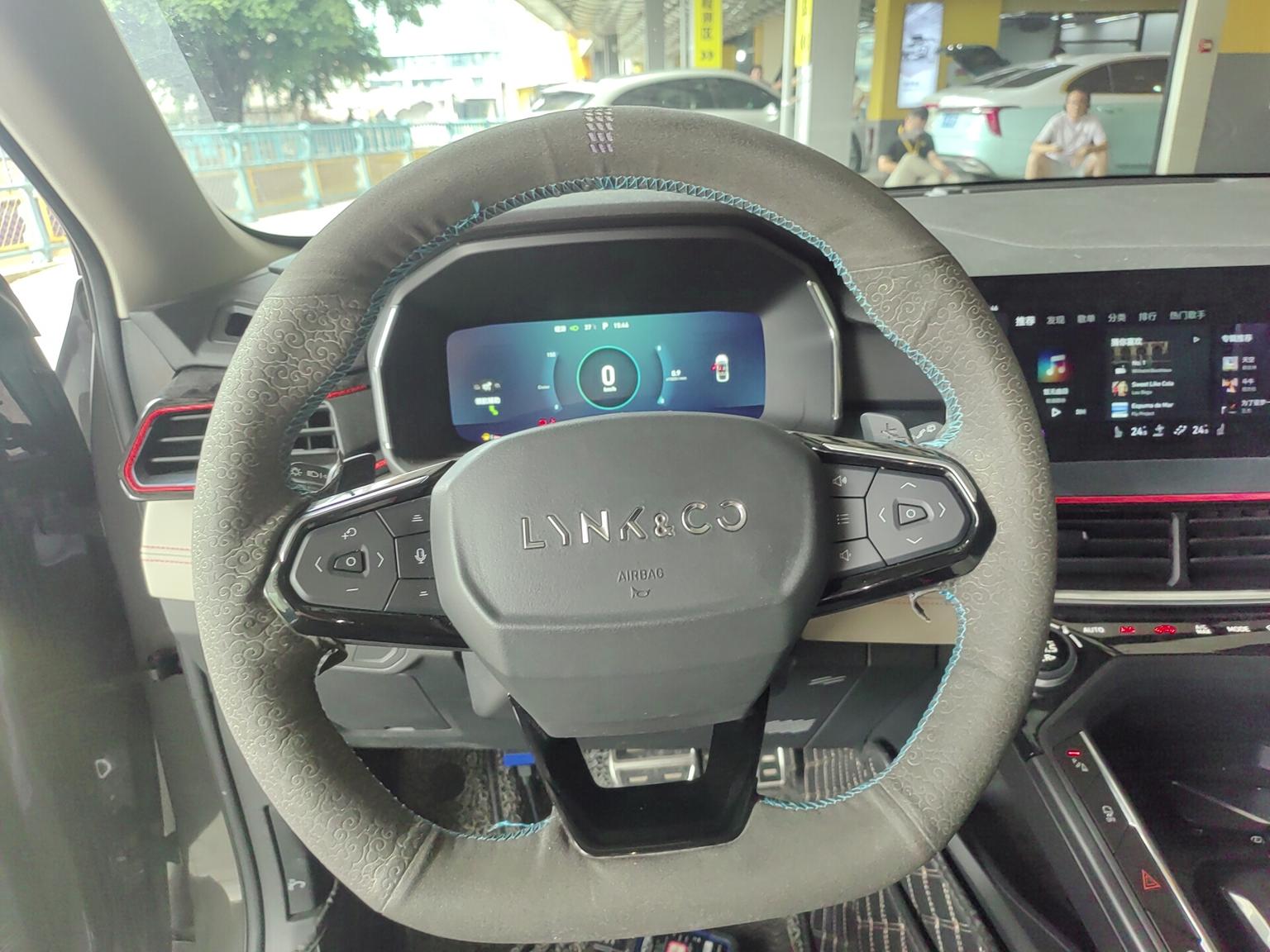 Lynk & Co 06 2020 1.5T Shine Halo