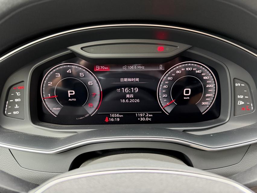 Audi A6( Import ) 2024 Avant quattro 45 TFSI Select Dynamic