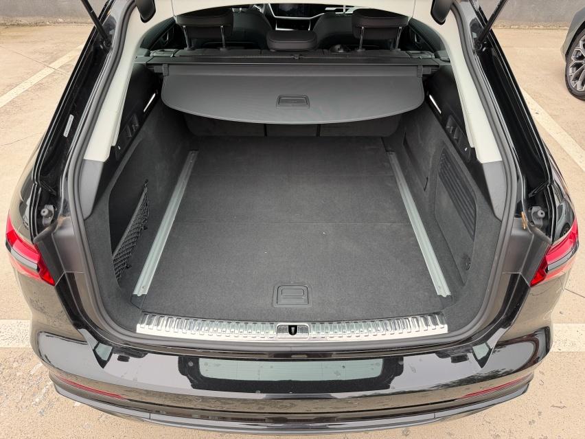 Audi A6( Import ) 2024 Avant quattro 45 TFSI Select Dynamic