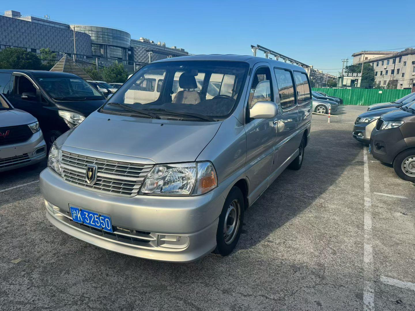2019 2.0L Comfort 7 seat