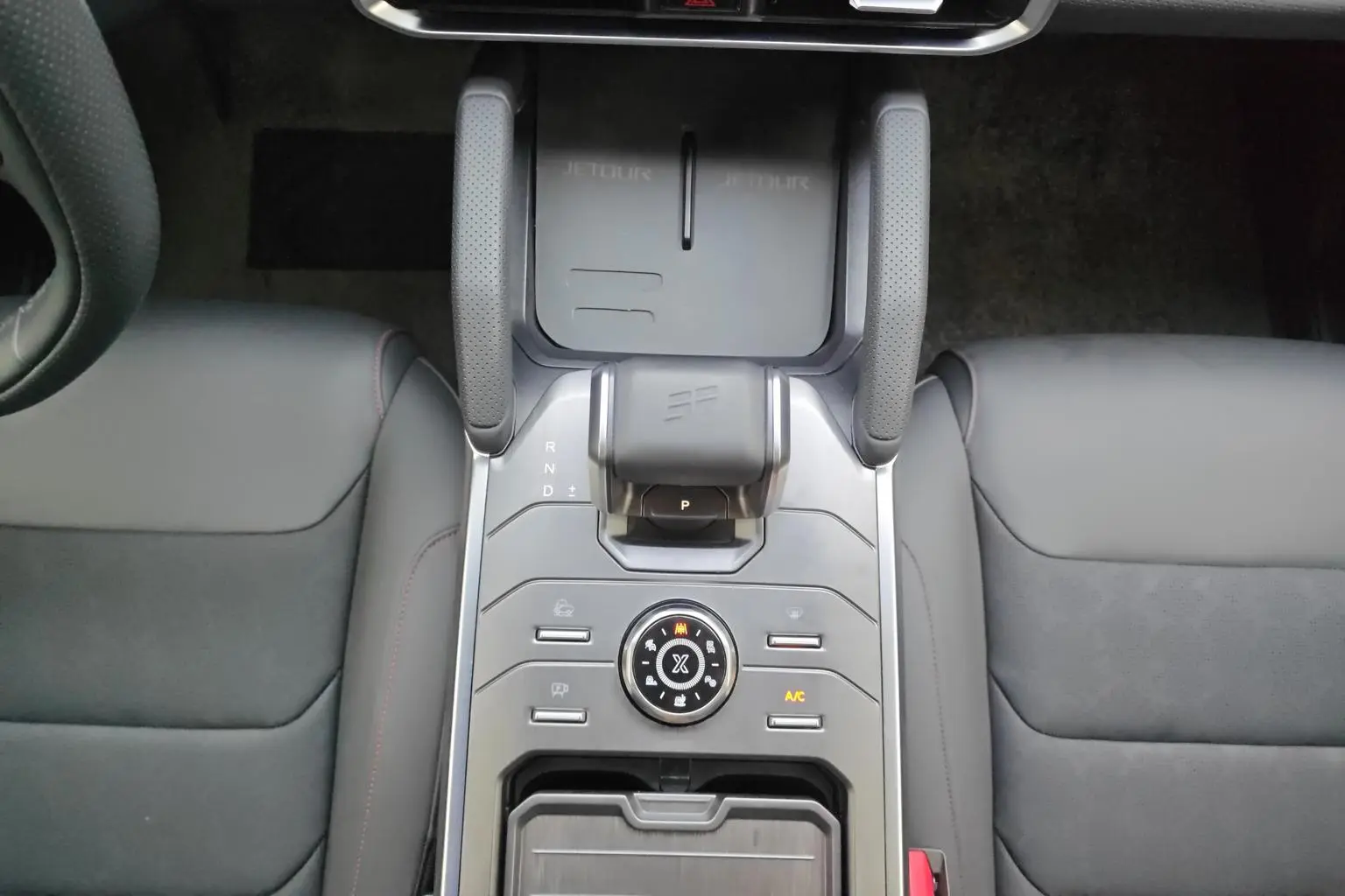 Jetour 2023 2.0TD 4WD