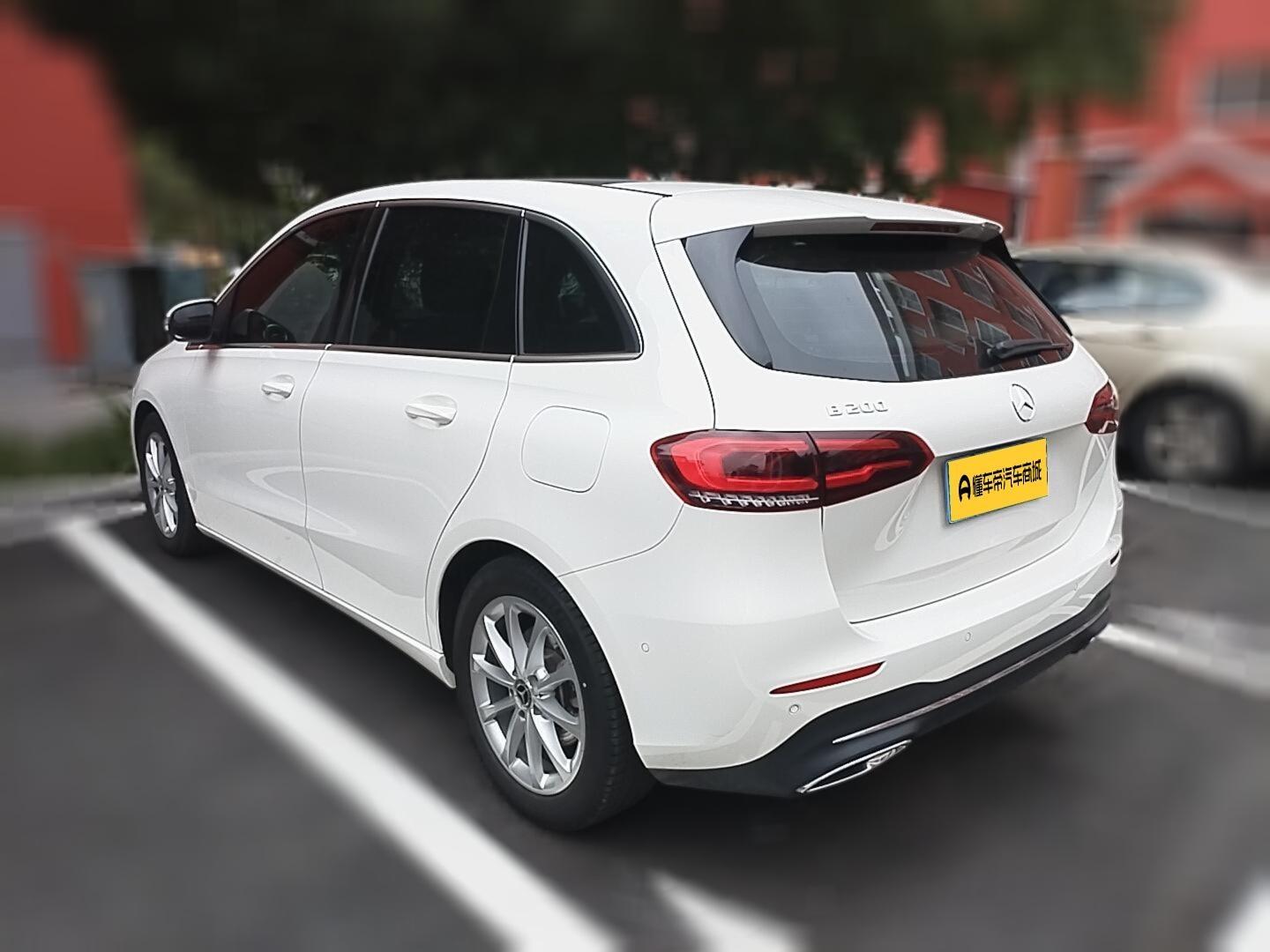 Mercedes-Benz B Class 2020 B 200 Fashion