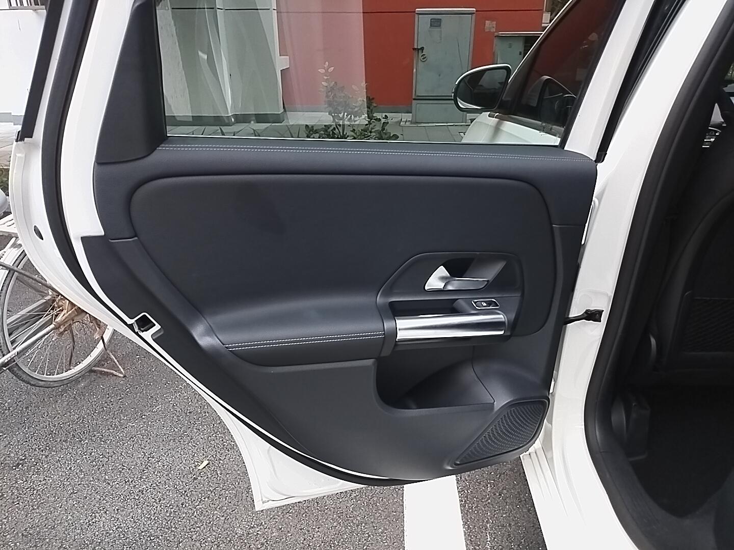 Mercedes-Benz B Class 2020 B 200 Fashion
