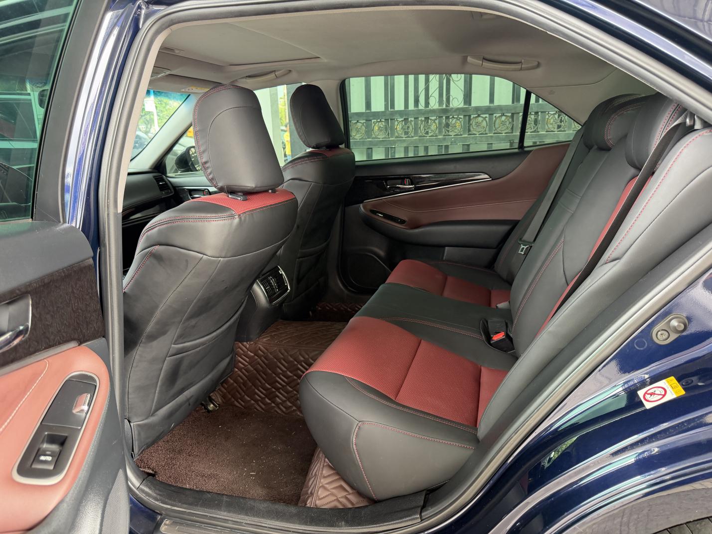 Toyota Crown 2018 2.0T Sport