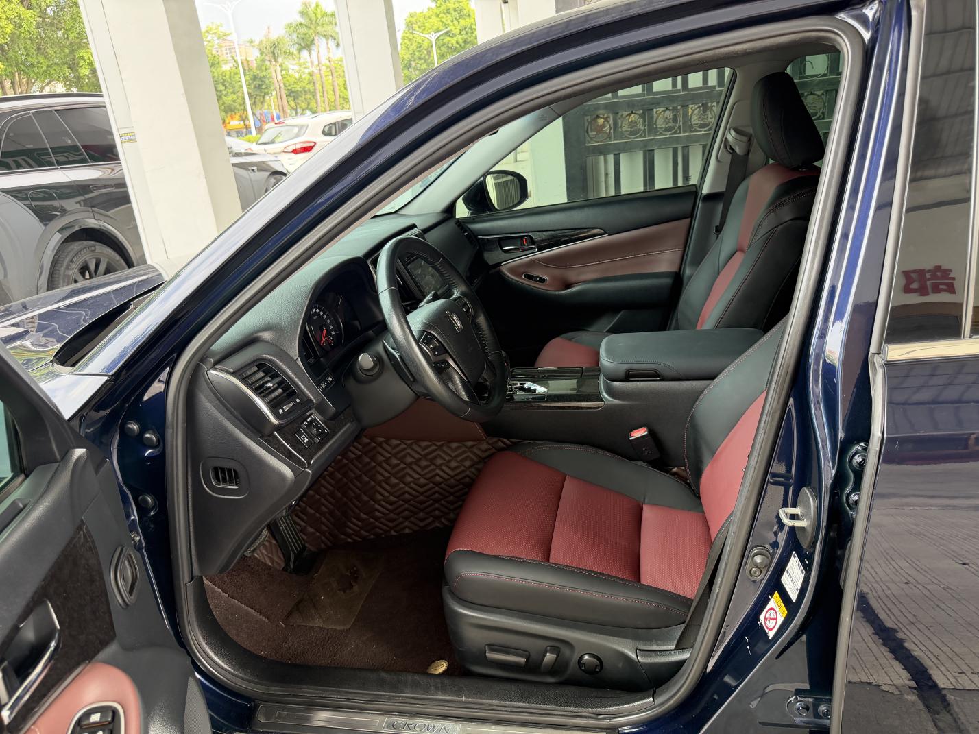 Toyota Crown 2018 2.0T Sport