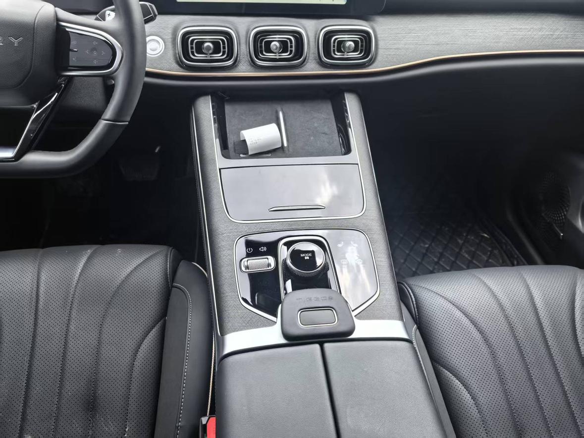 Chery Tiggo 9 2023 2.0T AT 2WD Luxury 7 seat