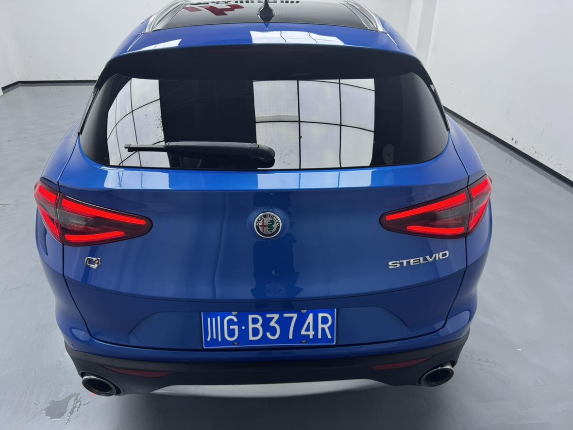Alpha Stelvio 2020 2.0T 280HP Luxury