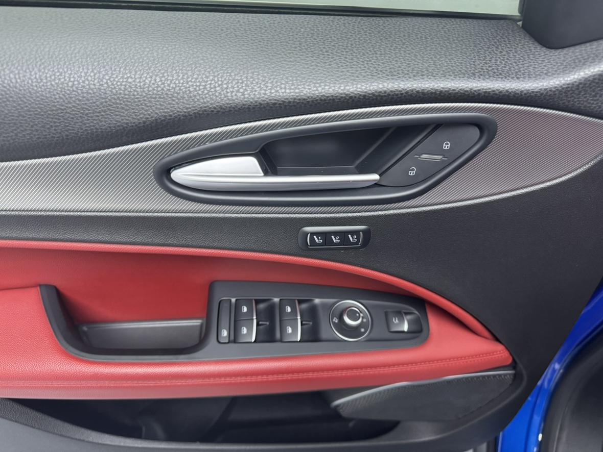 Alpha Stelvio 2020 2.0T 280HP Luxury