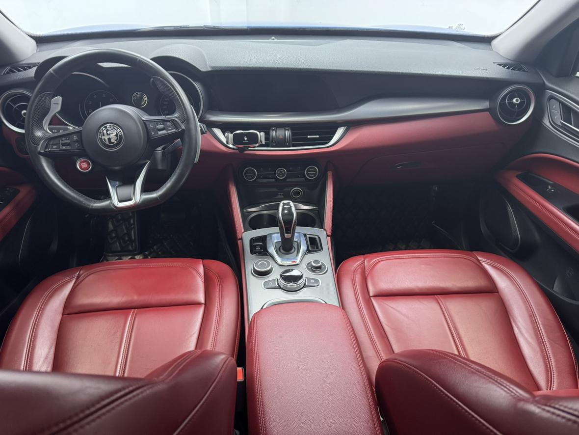 Alpha Stelvio 2020 2.0T 280HP Luxury