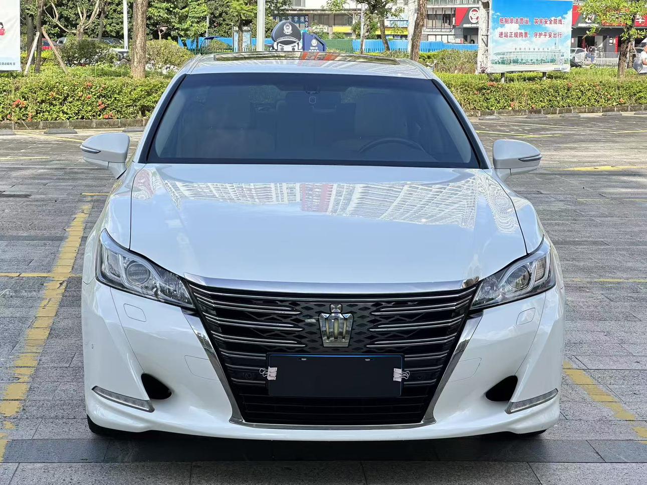 Toyota Crown 2018 2.0T Fashion
