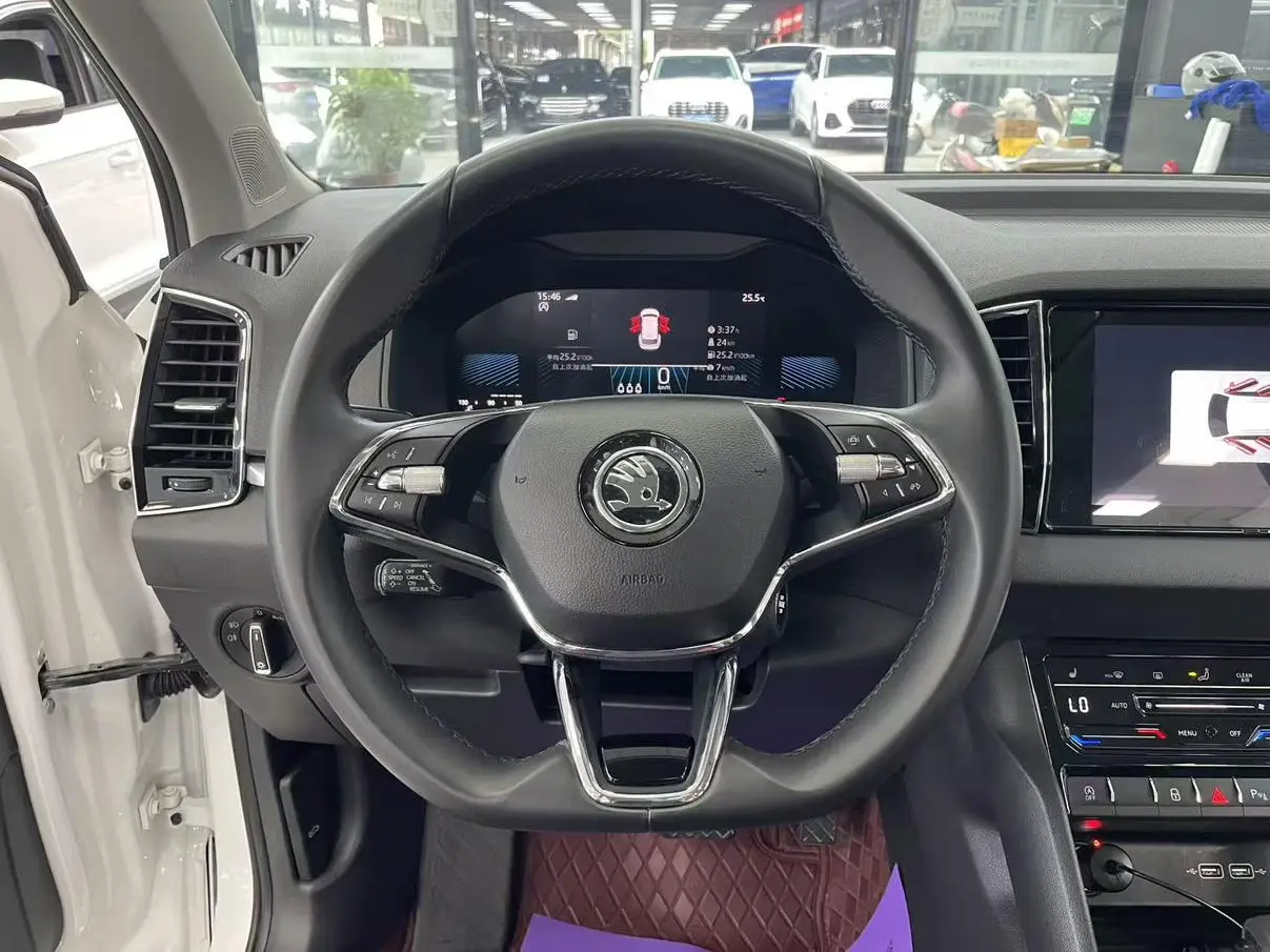 Skoda 2023 TSI280 Premium Plus