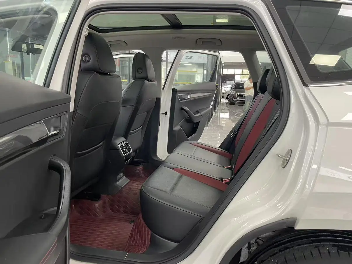 Skoda 2023 TSI280 Premium Plus