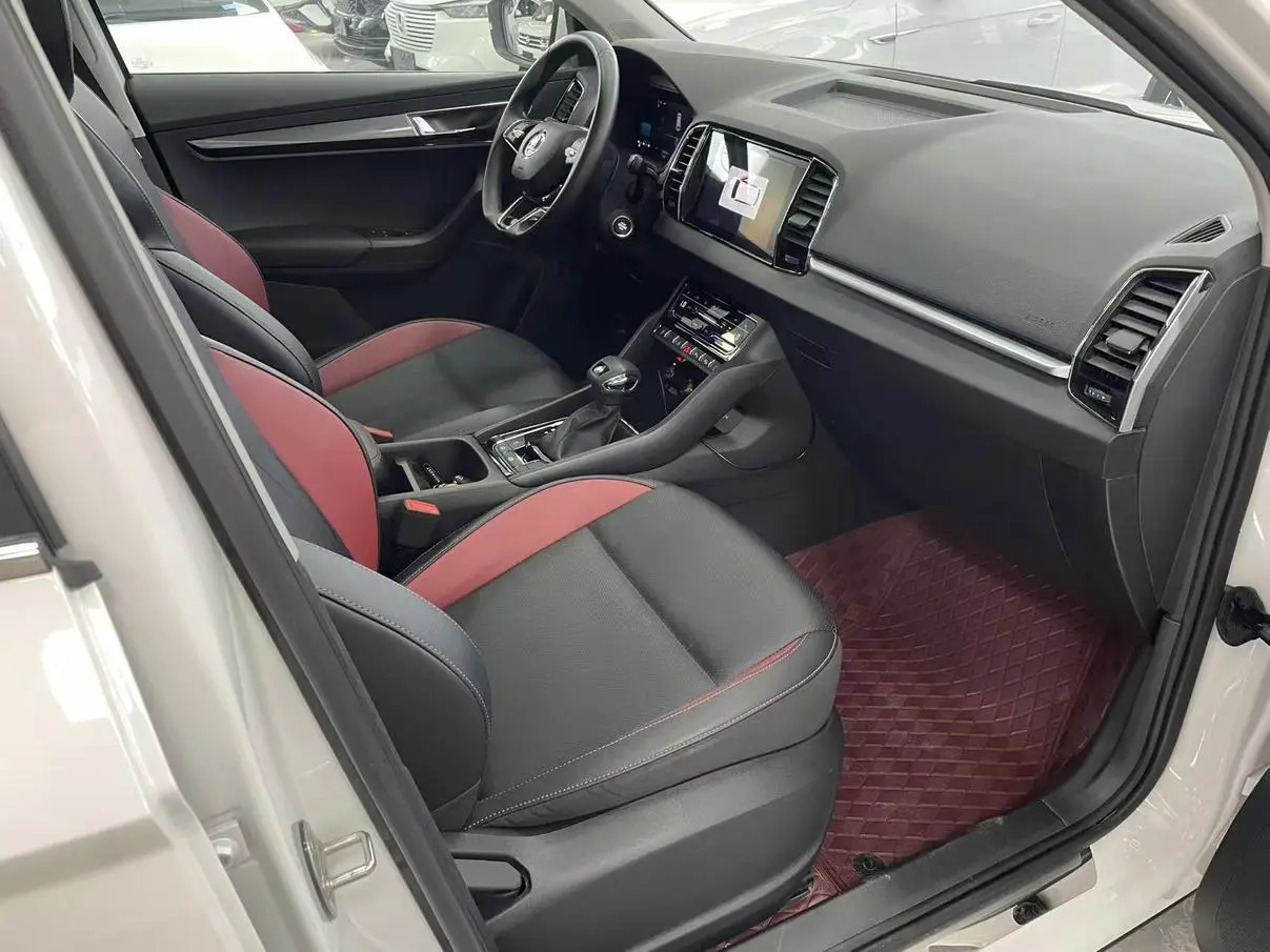 Skoda 2023 TSI280 Premium Plus