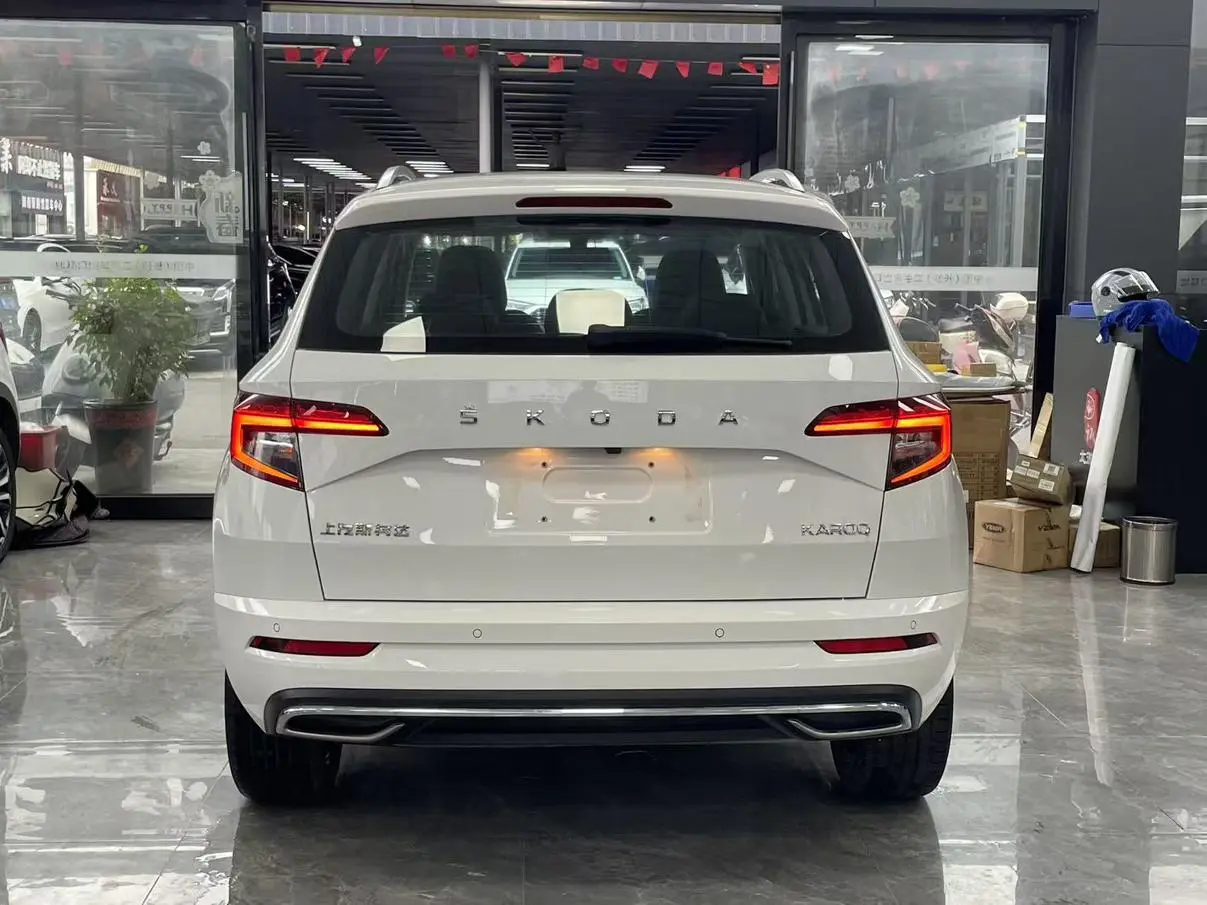 Skoda 2023 TSI280 Premium Plus