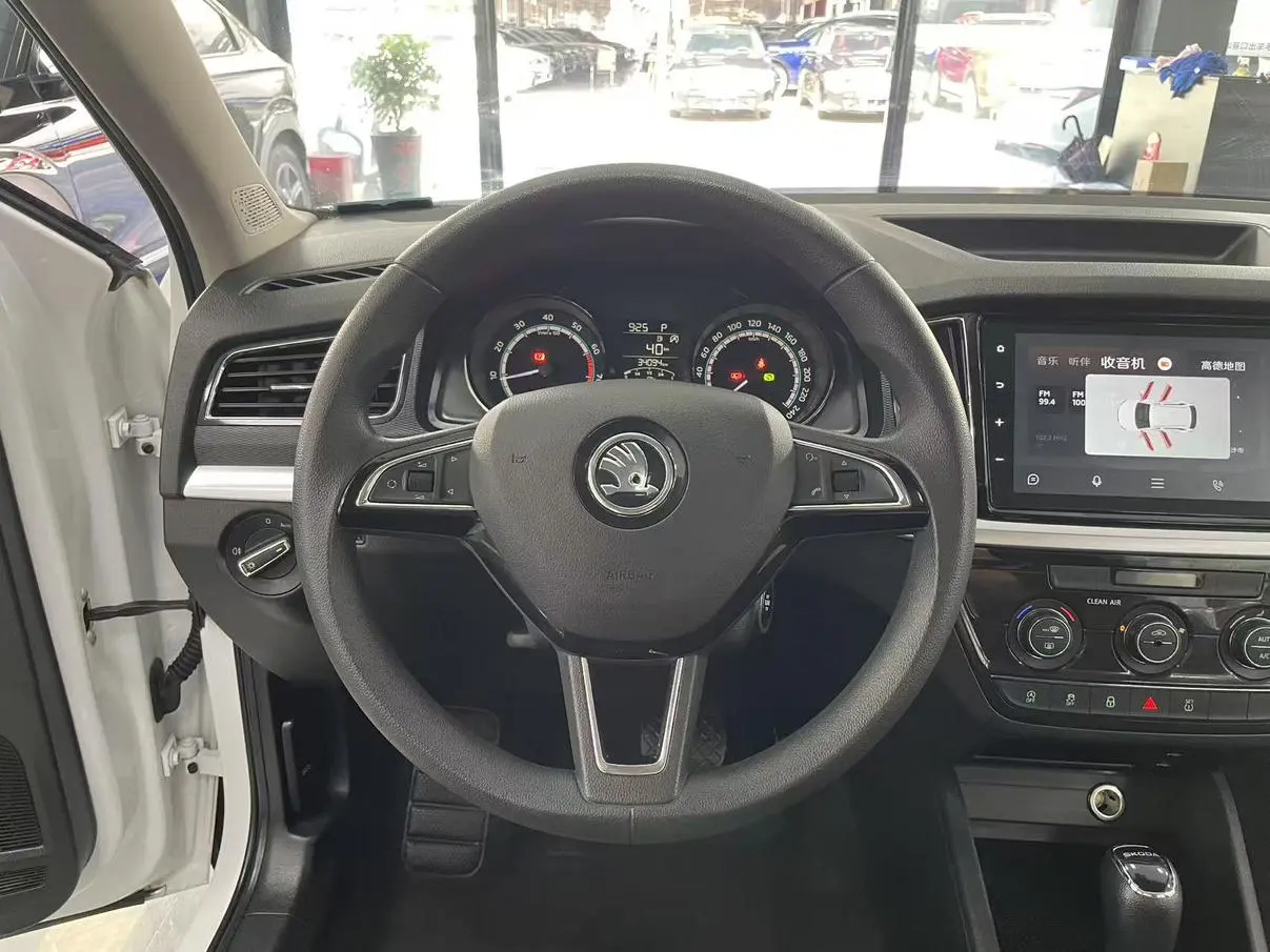 Skoda 2023 Facelift 1.5L Auto