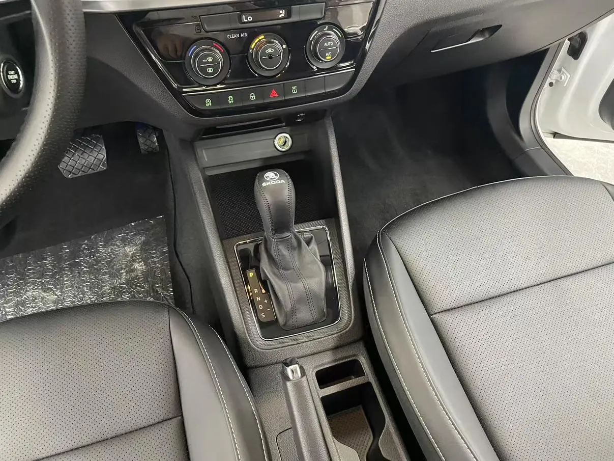 Skoda 2023 1.5L Auto