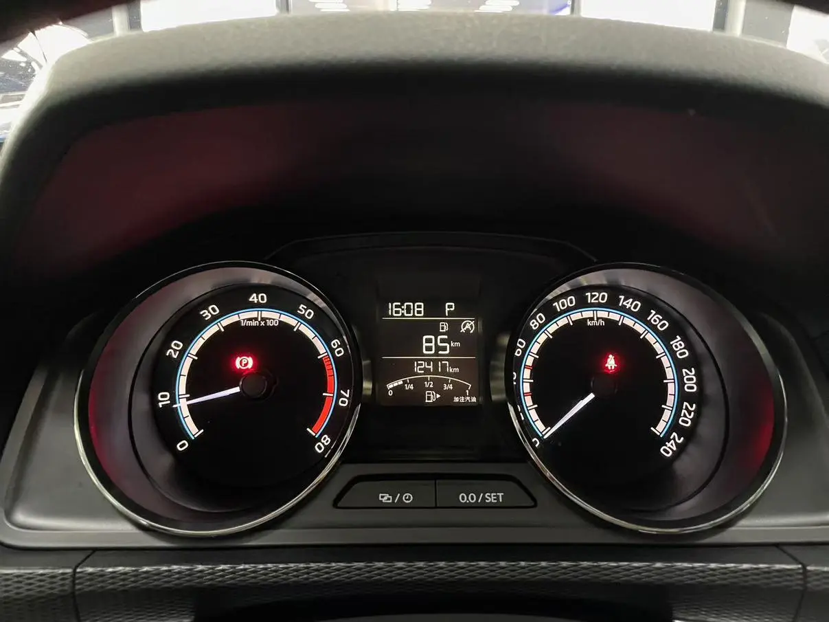 Skoda 2023 1.5L Auto