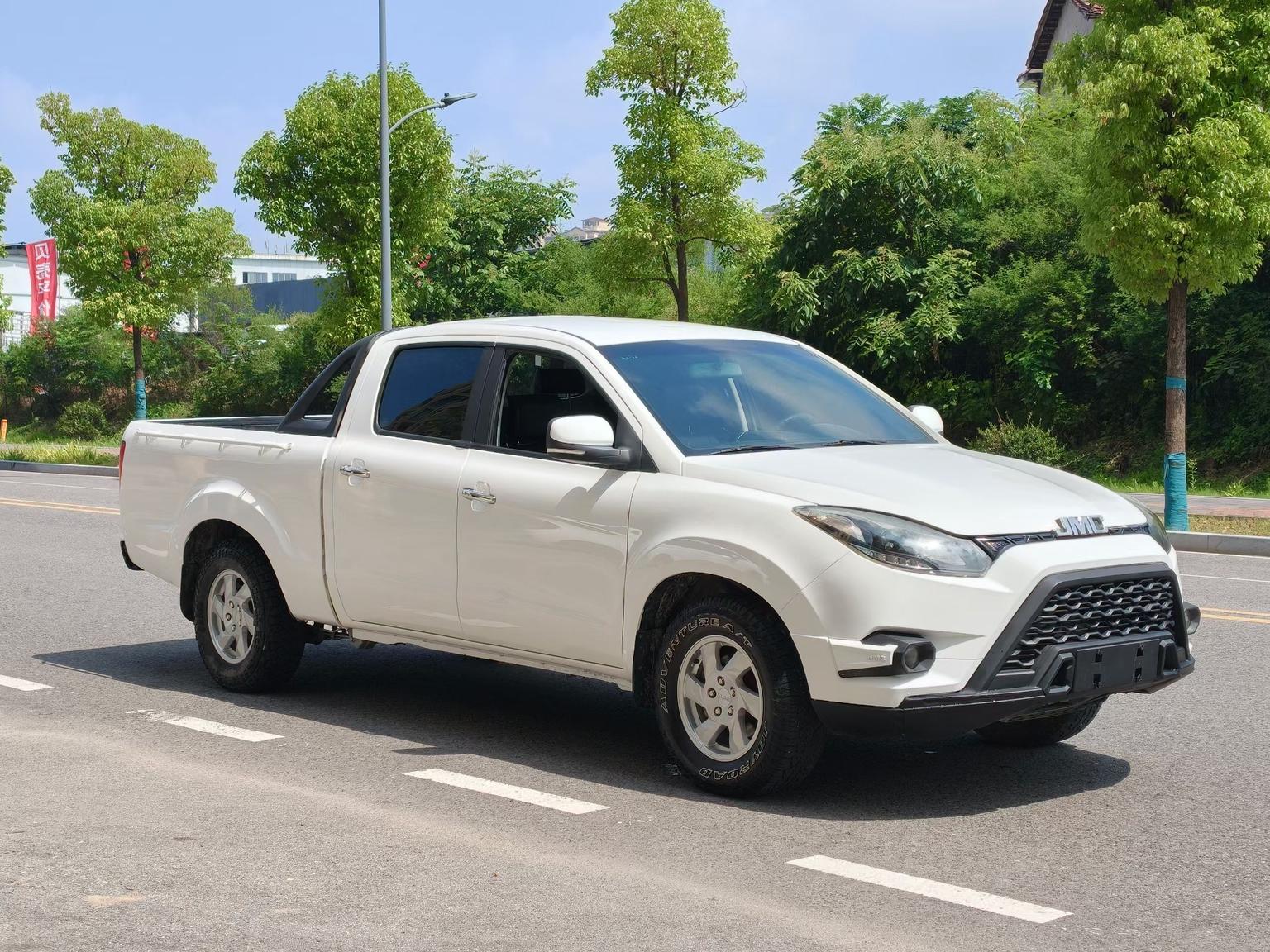 5 2018 2.4T Classic Diesel Manual 2WD Luxury JX4D24A5L