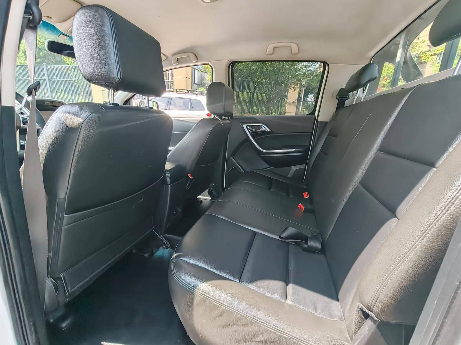 5 2018 2.4T Classic Diesel Manual 2WD Luxury JX4D24A5L