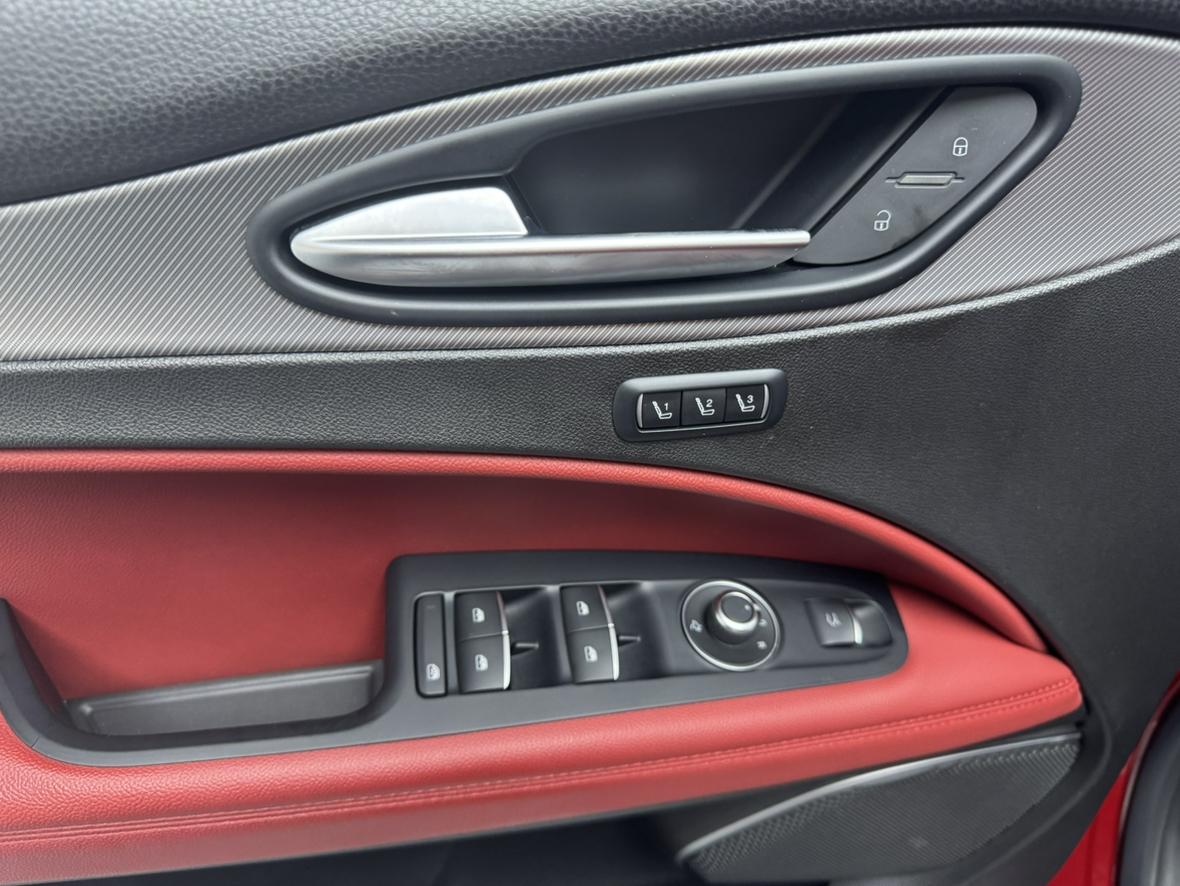 Alpha Stelvio 2020 2.0T 280HP Luxury