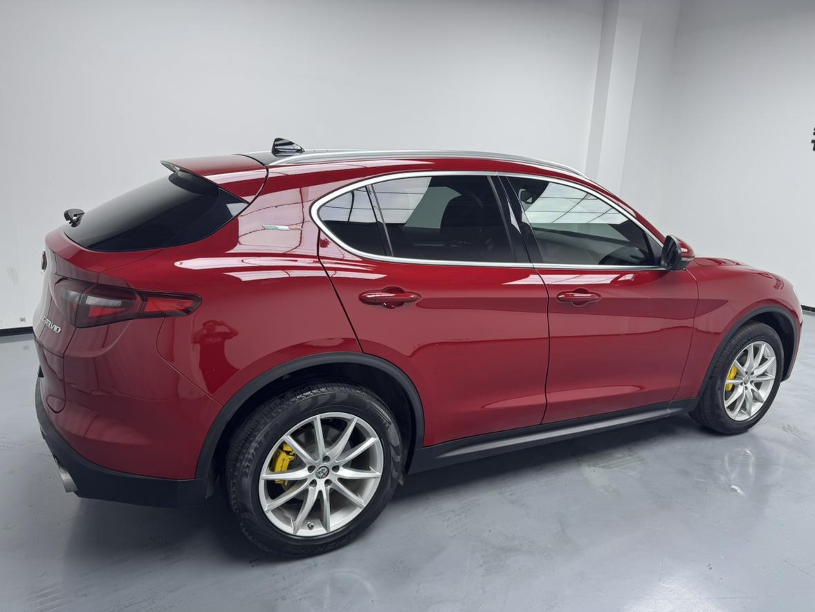 Alpha Stelvio 2020 2.0T 280HP Luxury