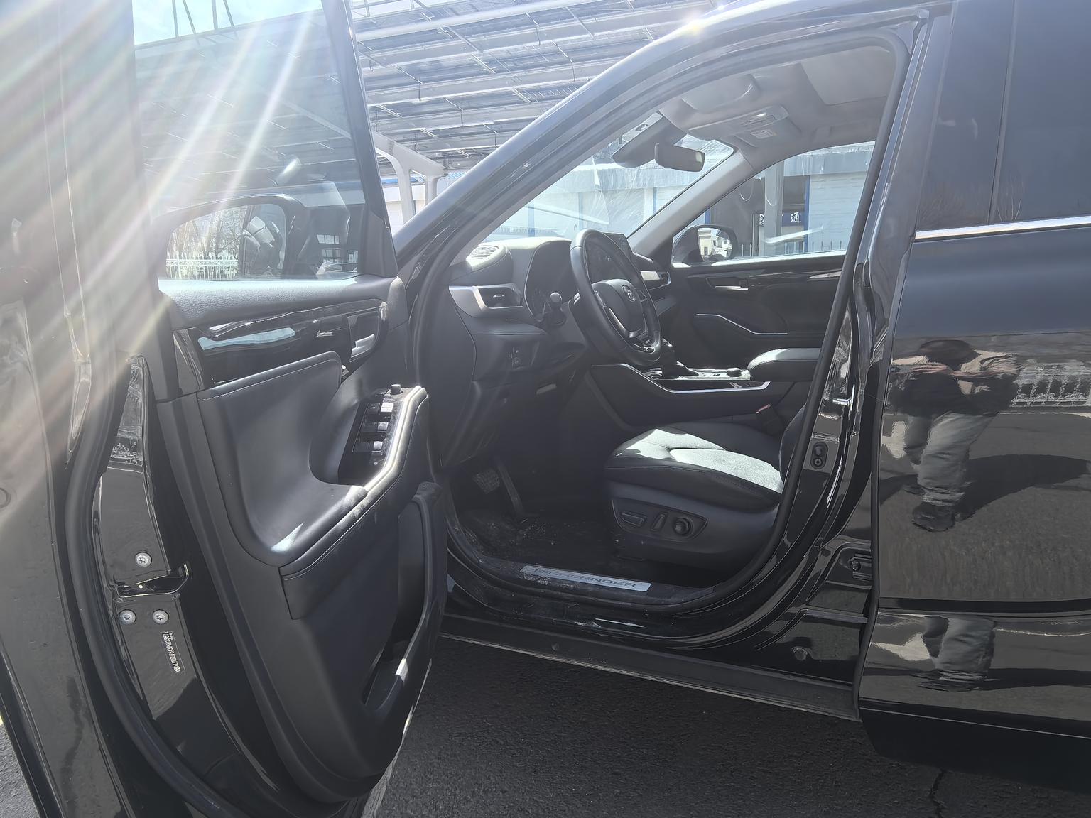 Toyota Highlander 2022 380T 4WD Premium 7 seat