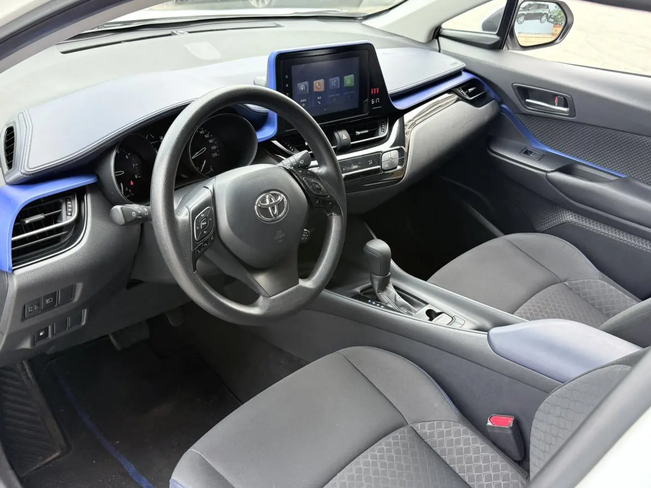 Toyota C-HR 2021 2.0L Luxury