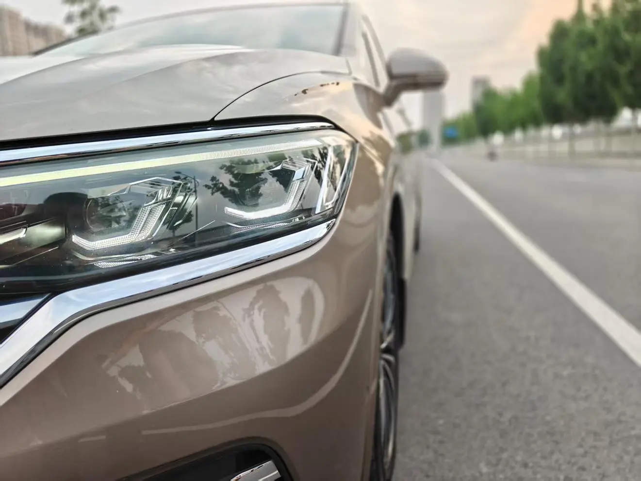 Volkswagen Viloran 2020 380TSI Premium