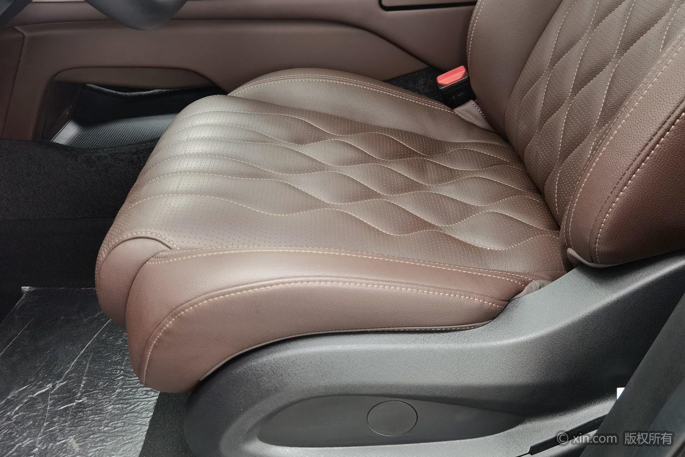 Exeed 2023 2.0T 2WD Star Shine - 7 seat