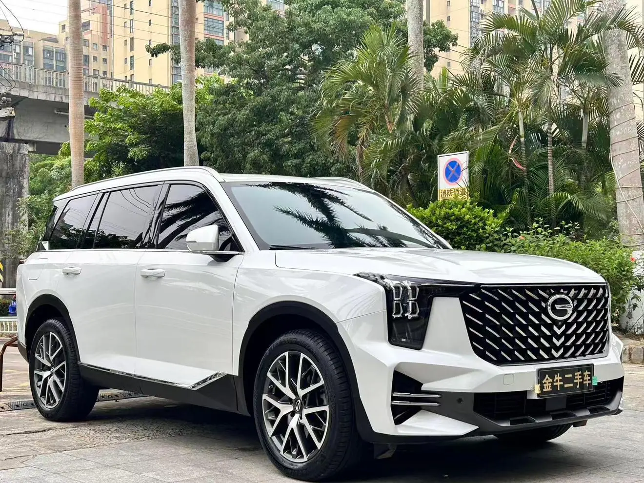 GAC Trumpchi Trumpchi GS8 2022 Series 2.0TGDI 2WD Luxury Connected 7 seat