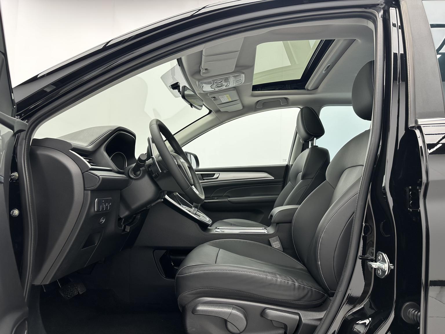 Haval M6 2023 PLUS 1.5T DCT Luxury Connected