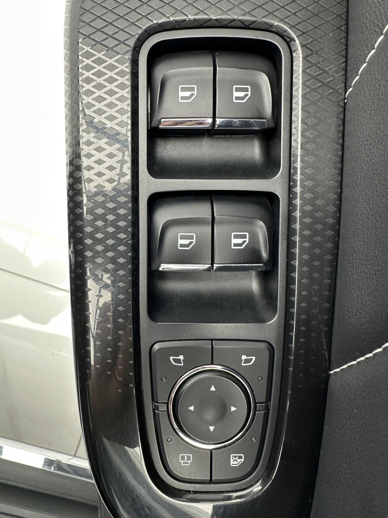 Haval M6 2021 PLUS 1.5T DCT Luxury Connected