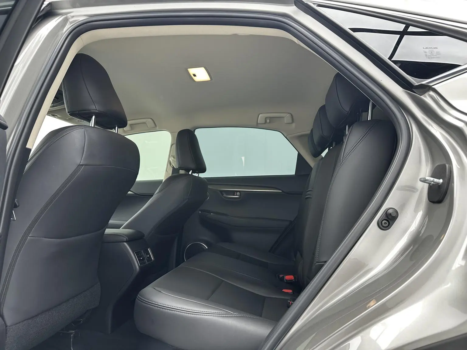 Lexus NX 2020 200 FWD China VI