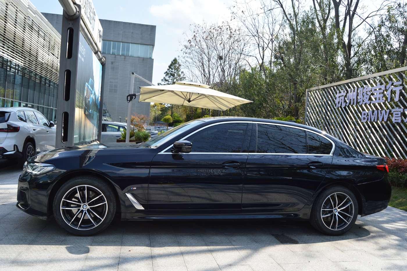 BMW 5 Series 2021 525Li M Sport Package