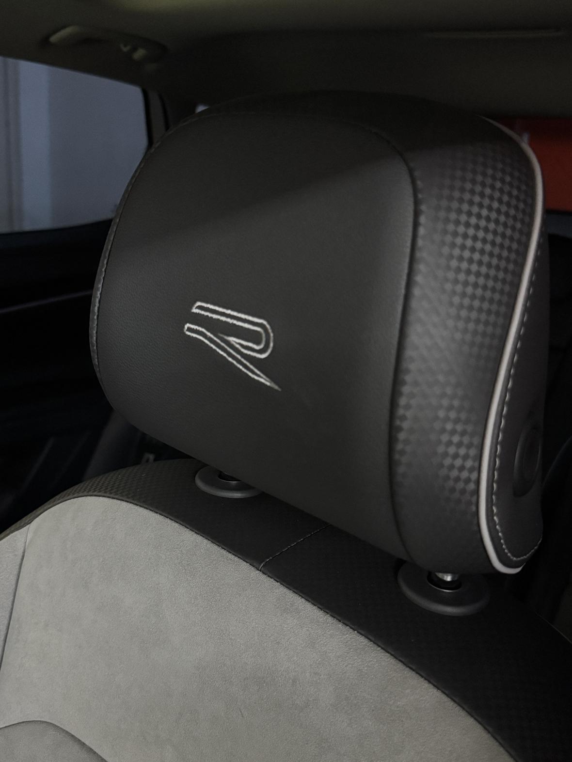 Volkswagen Tayron X 2020 330TSI 2WD Smart Connected