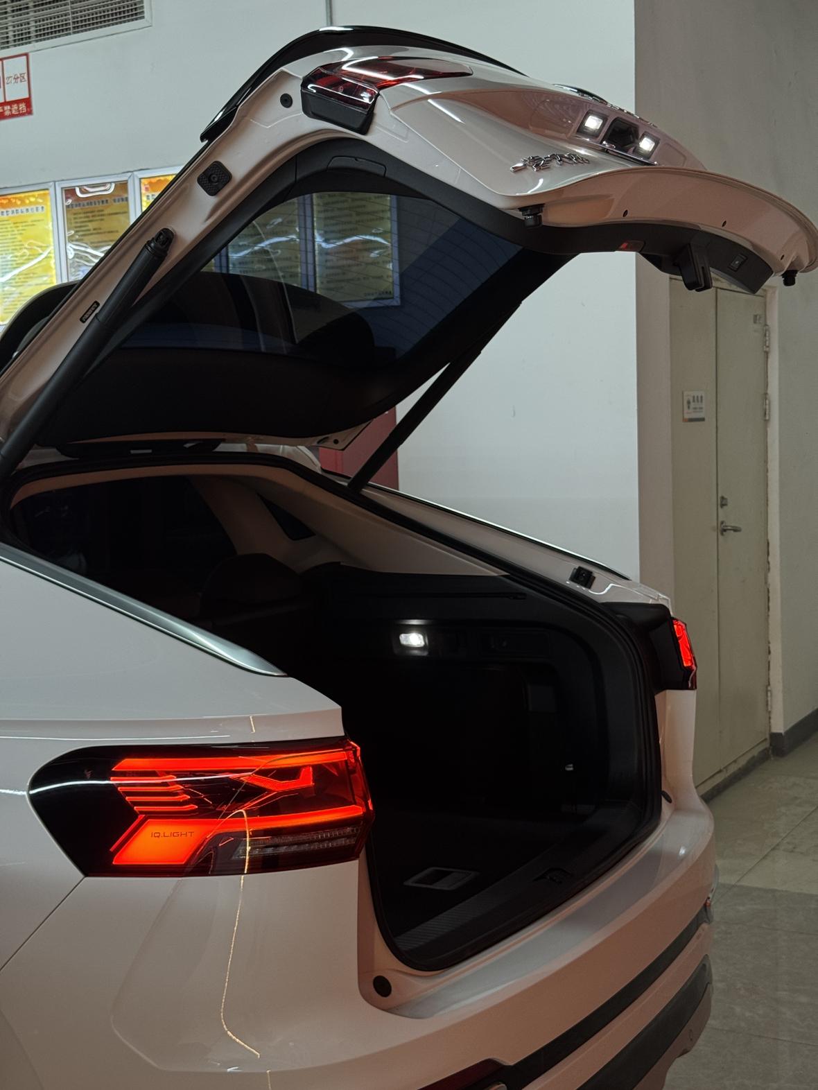 Volkswagen Tayron X 2020 330TSI 2WD Smart Connected