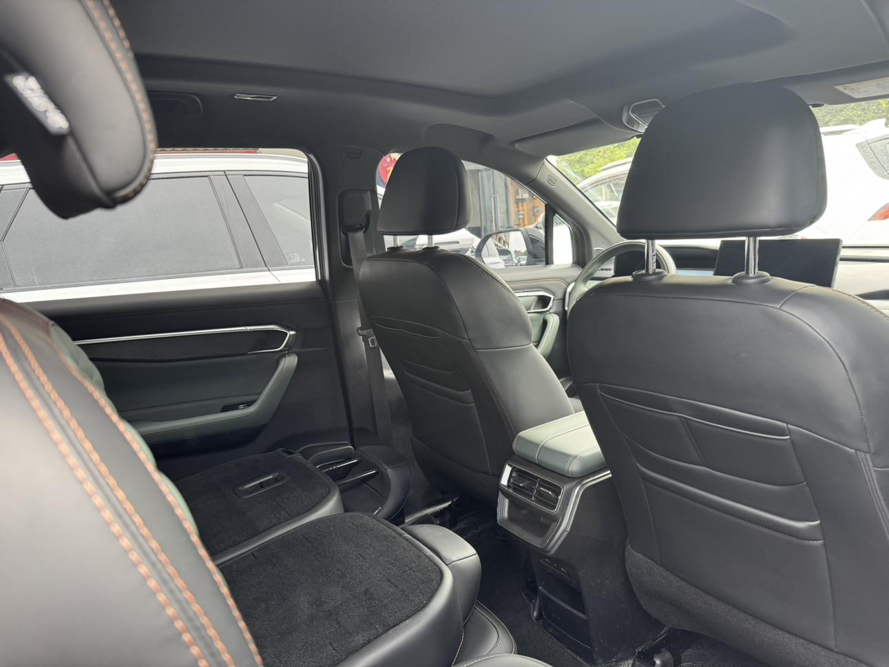 Geely Haoyue L 2023 2.0TD DCT Premium