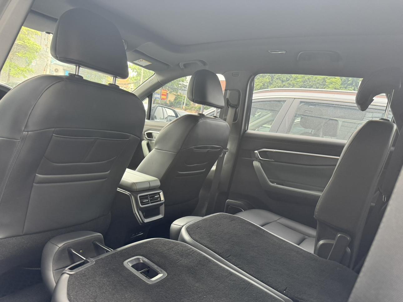 Geely Haoyue L 2023 2.0TD DCT Premium