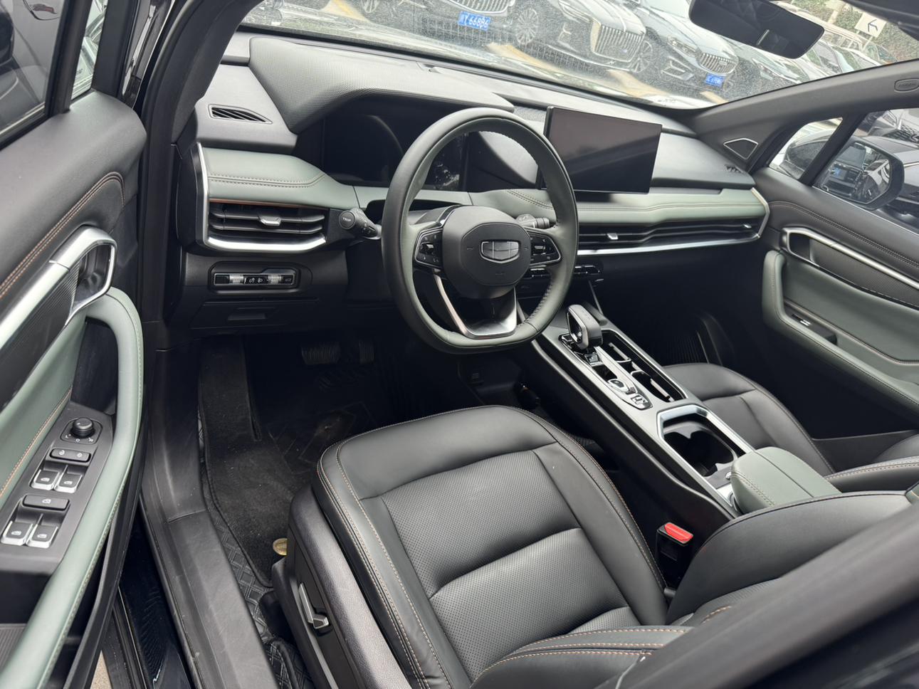 Geely Haoyue L 2023 2.0TD DCT Premium
