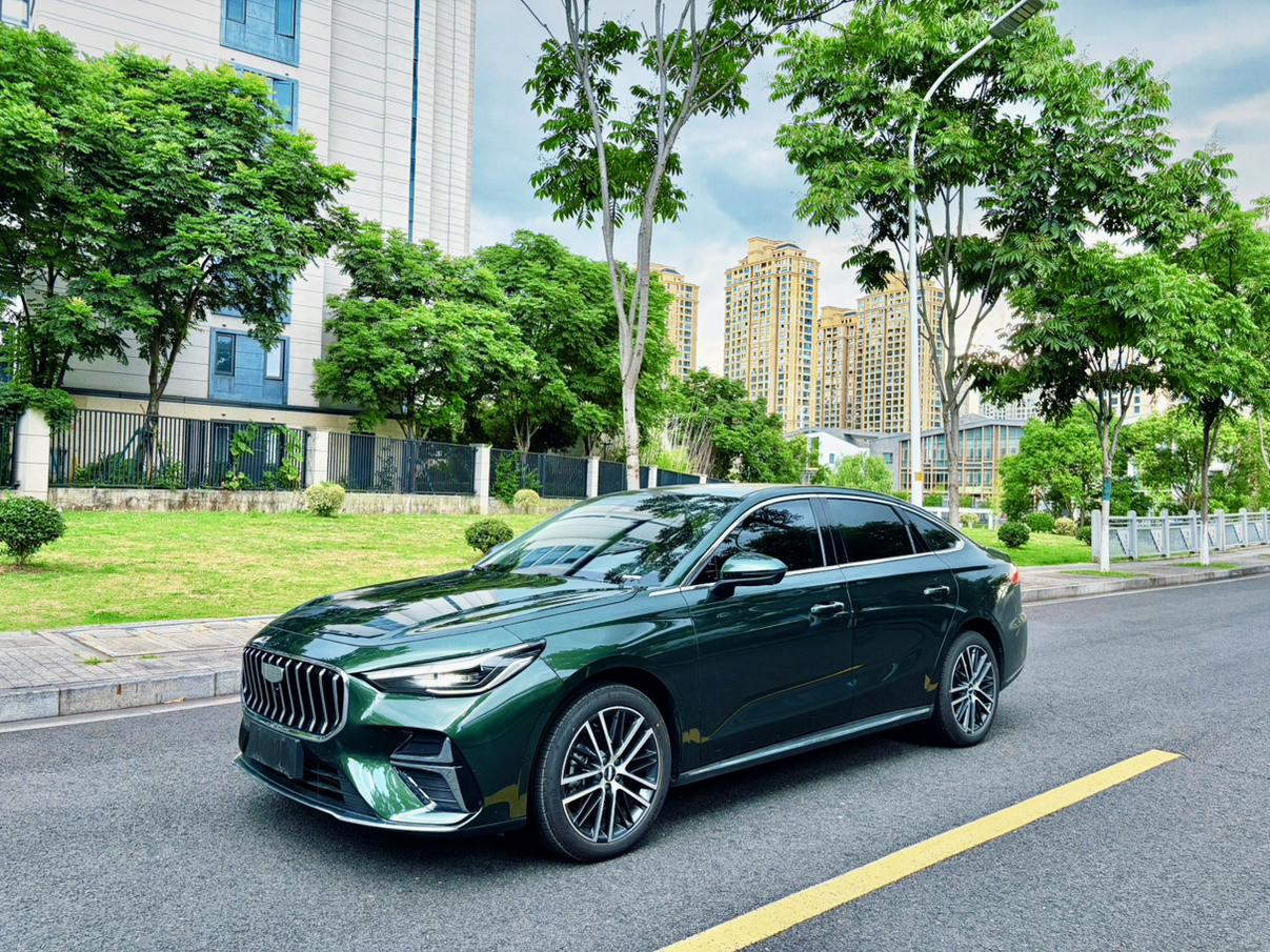 Geely Emgrand 2026 5 1.5T DCT Flagship