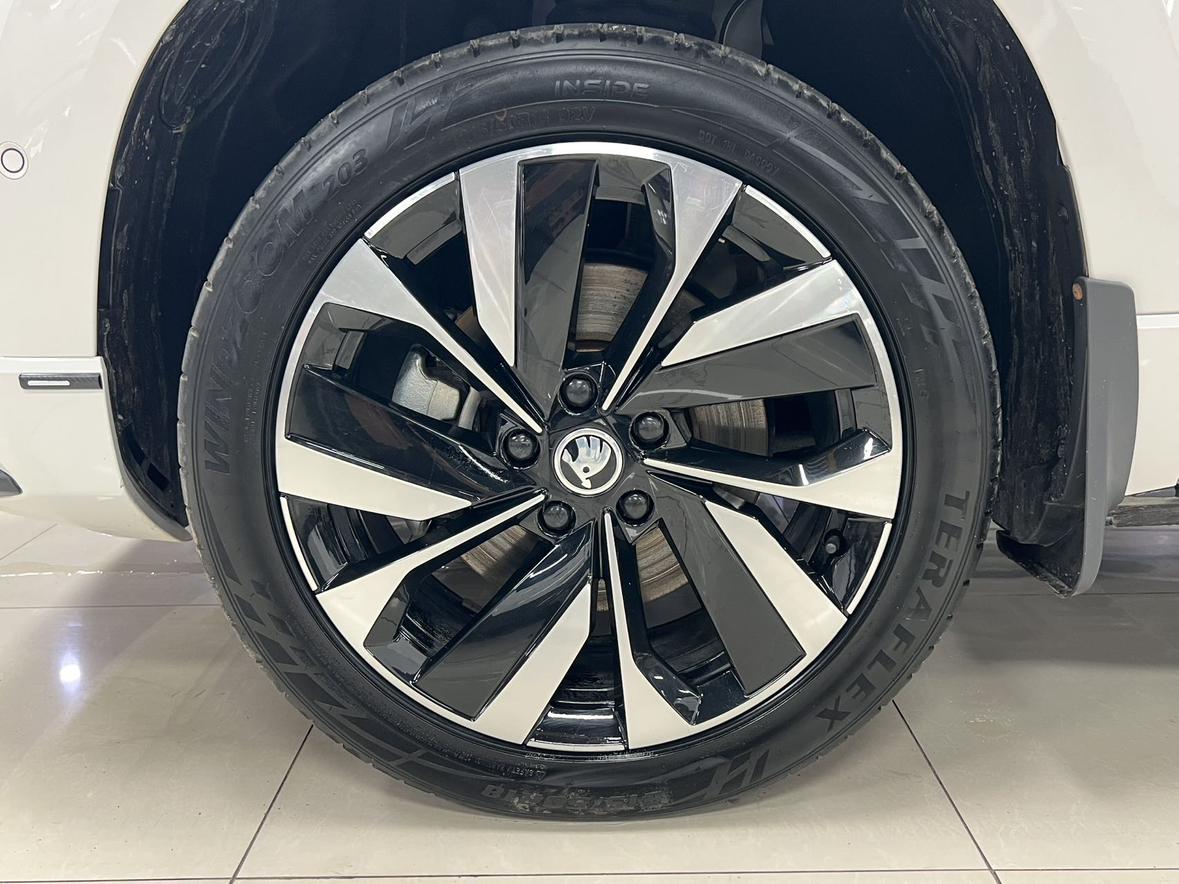 Skoda 2022 Facelift TSI280
