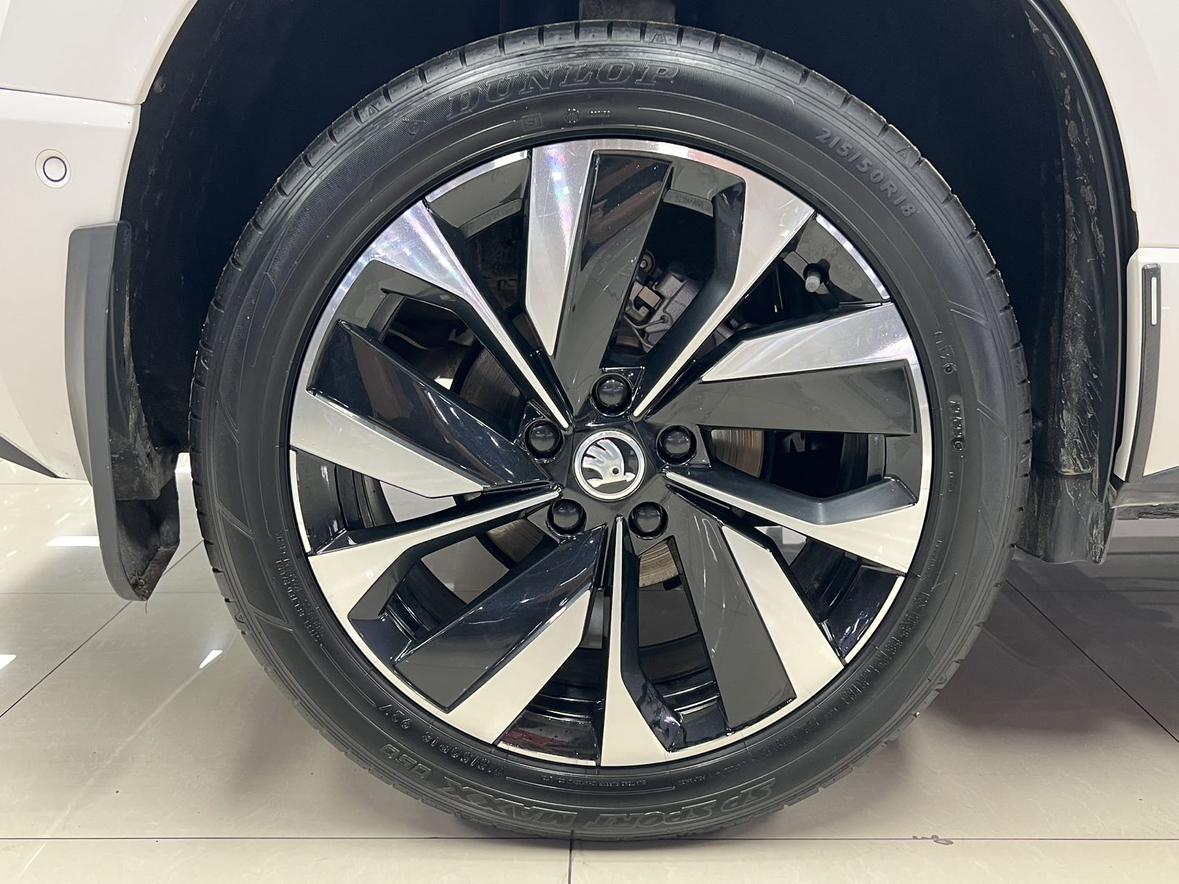 Skoda 2022 Facelift TSI280