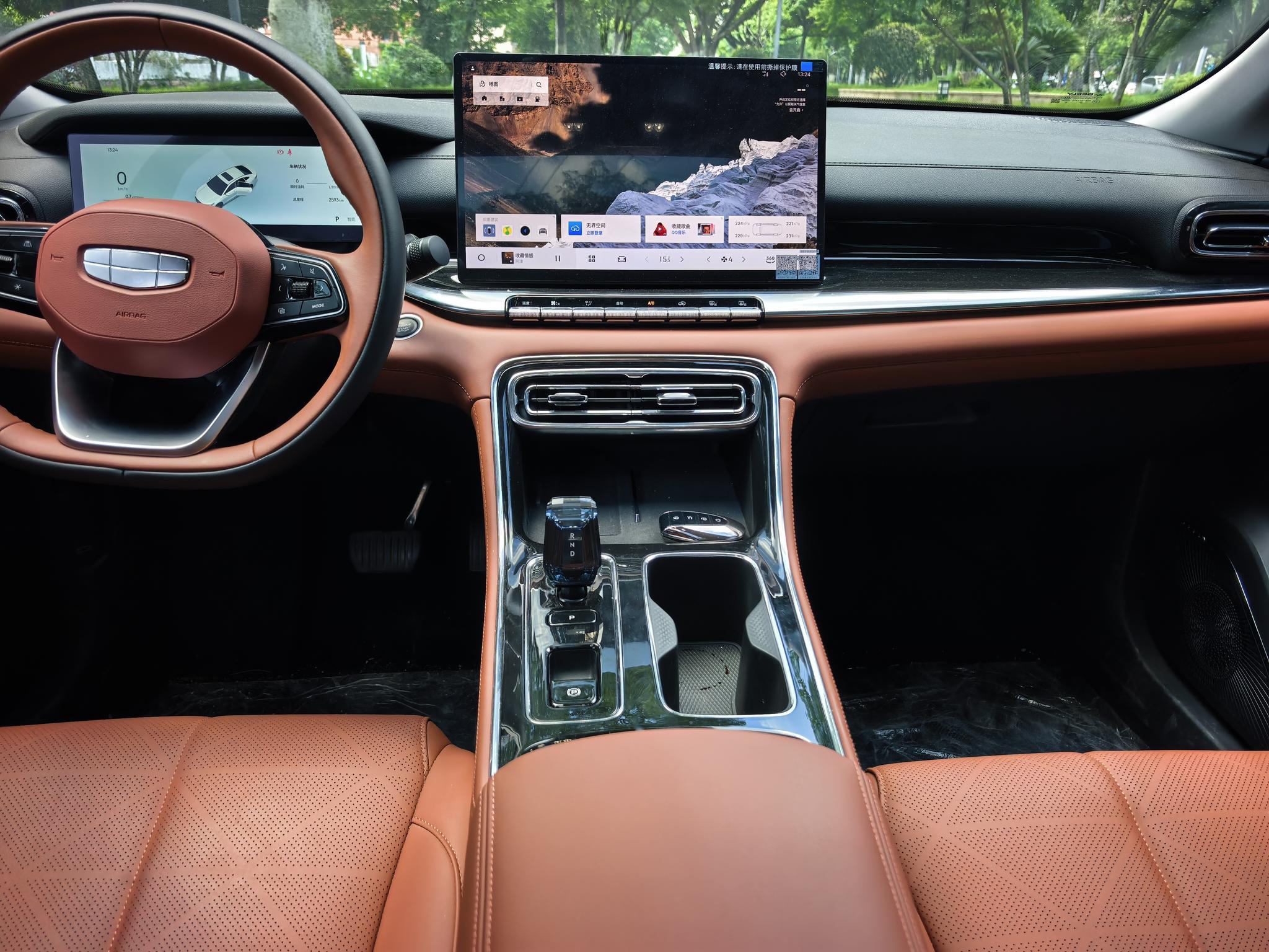 Geely Emgrand 2026 5 1.5T DCT Flagship