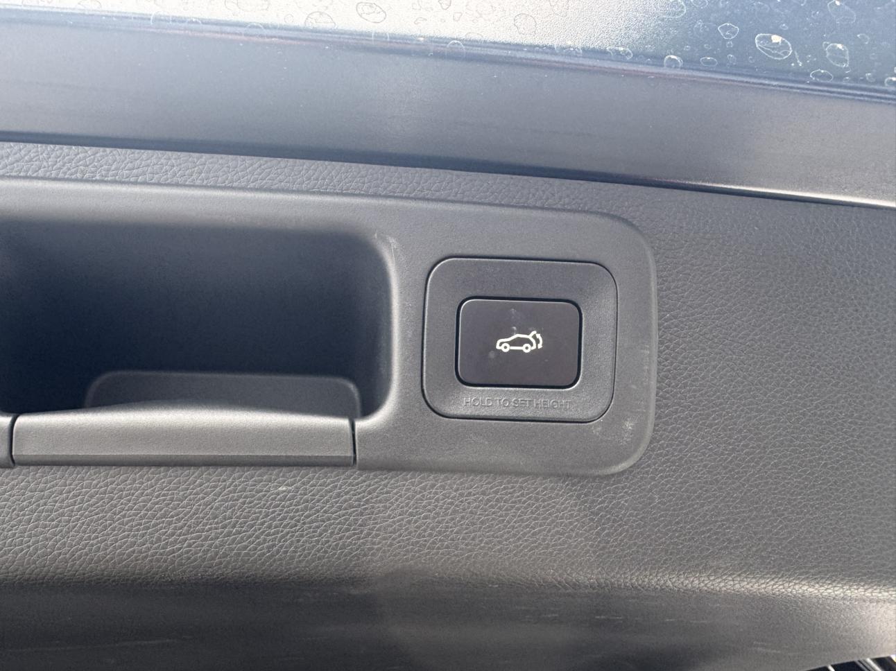 GAC Trumpchi Trumpchi GS8 2022 Series 2.0TGDI 2WD Luxury Connected 7 seat