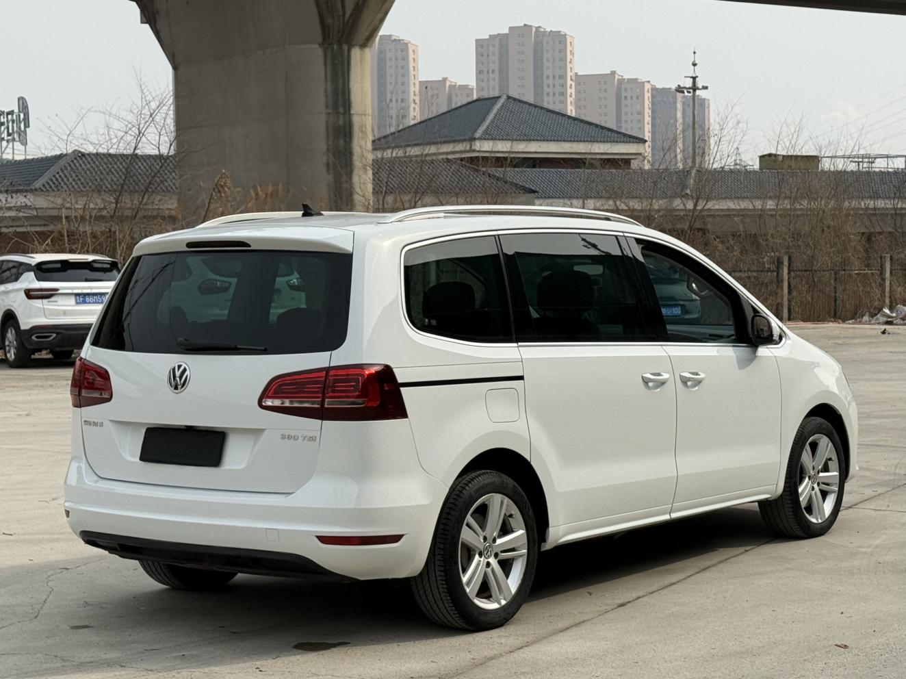 Volkswagen Sharan 2018 380TSI 7 seat