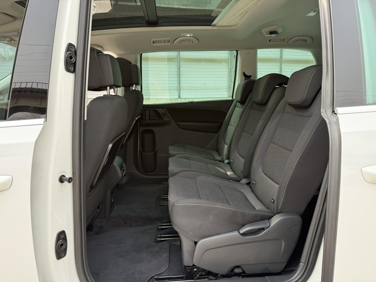 Volkswagen Sharan 2018 380TSI 7 seat
